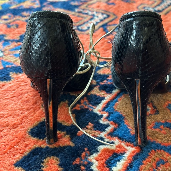 Authentic Valentino Peep Toe Heel - Picture 5 of 7